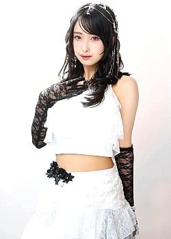 Momo Kitahara